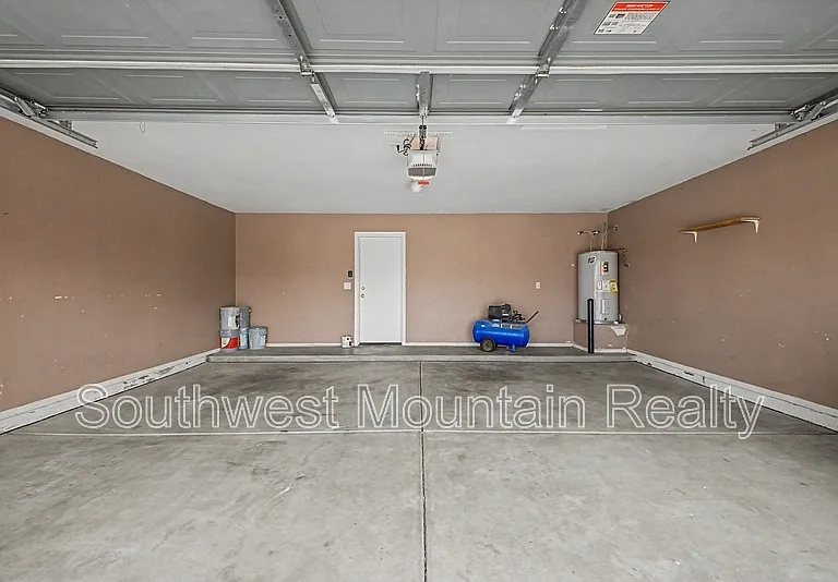 1399 E Saguaro Trl — Photo 29
