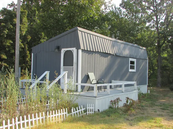 7770 Marten Road, Neosho, MO 64850