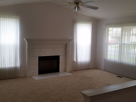 4th image of 41045 Glenleven Ct