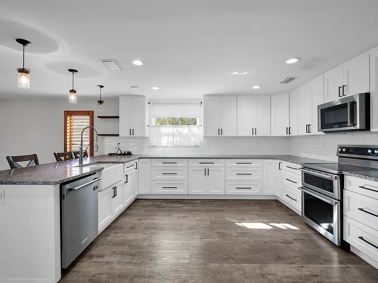 14503 Feather Sound Dr — Photo 11
