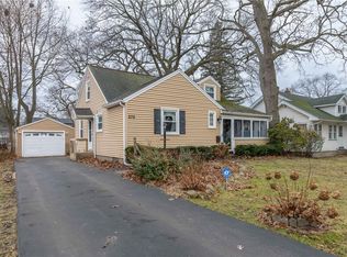 275 Garford Rd, Rochester, NY 14622