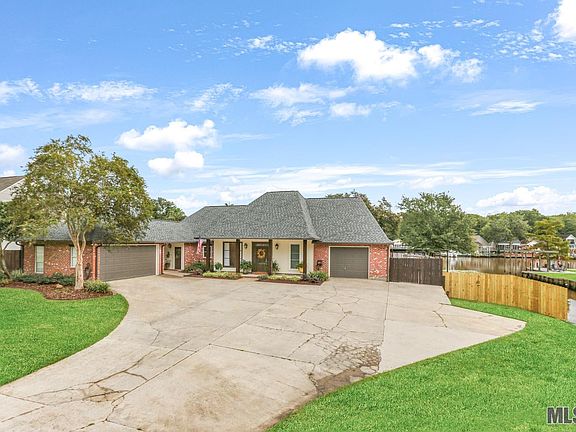 2nd image of 12570 Bayou Terrace Dr