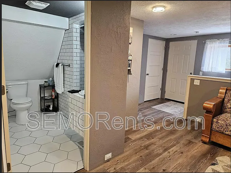 2 bed, 2.0 bath, $1,800 — Photo 3