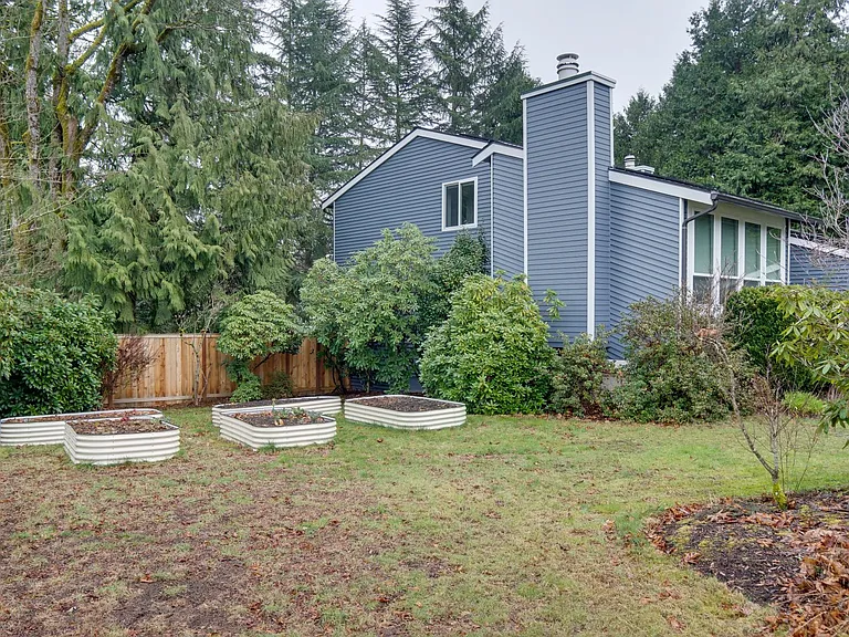 12822 SE 235th Pl — Photo 23