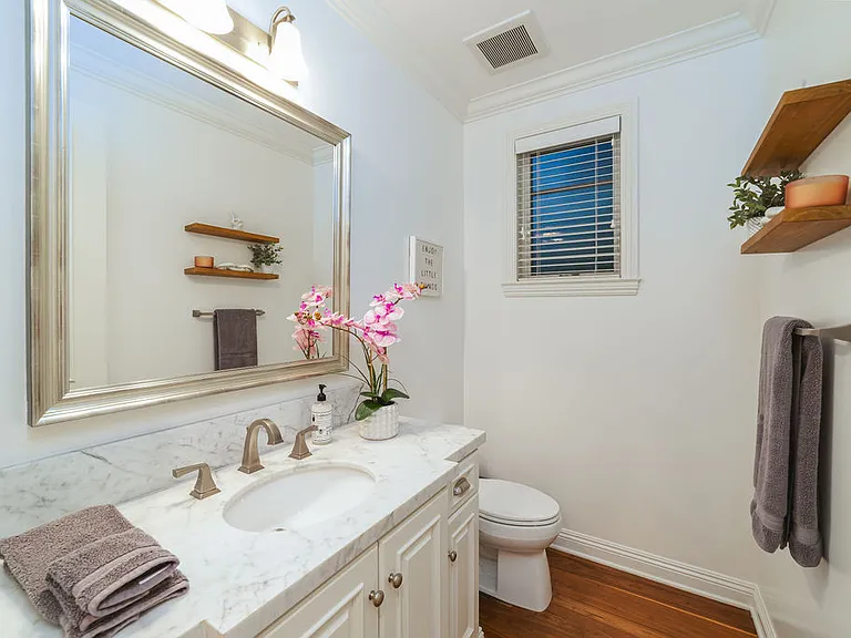 700 Acacia Ave — Photo 29