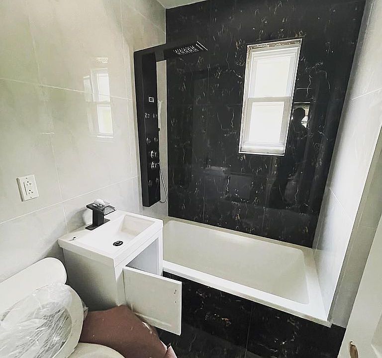 1st image of 9220 Avenue L