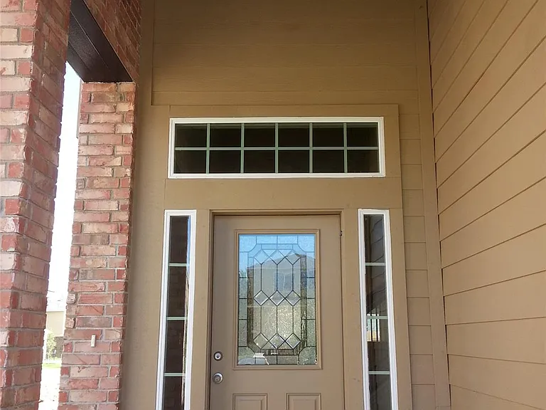 2504 McDonald Way — Photo 17