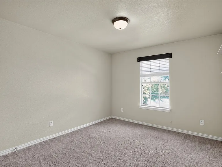 3112 Bedford Rd — Photo 28