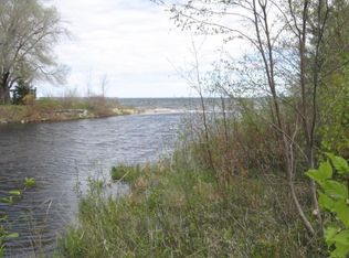 10396 Lake Ave, Ossineke, MI 49766