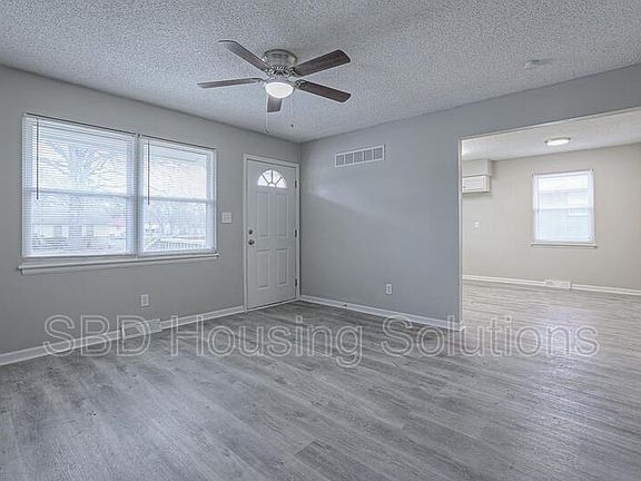 2nd image of 8915 E 89th Ter