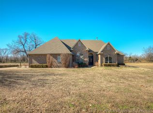 303 Langton Rd, Fort Gibson, OK 74434