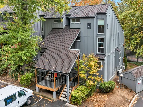 100 Kerr Pkwy APT 47, Lake Oswego, OR 97035