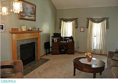 3rd image of 2353 Vista Ct