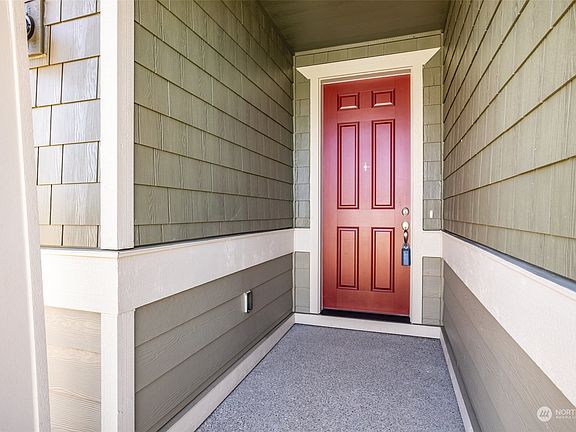 5th image of 12406 176th Street E