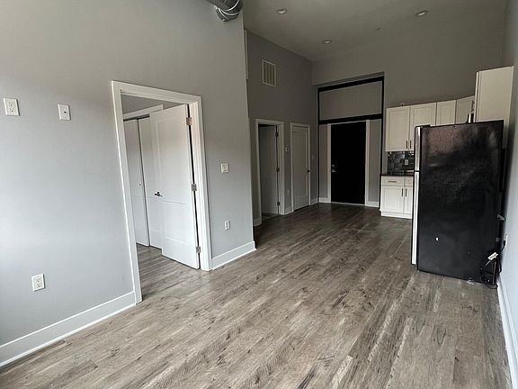 5th image of 1505 S 17th St #102A