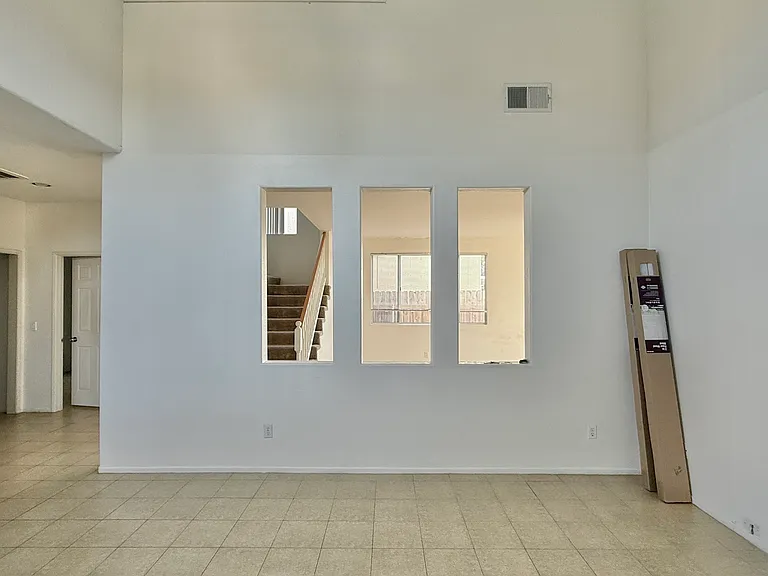 9250 Longridge Way — Photo 8