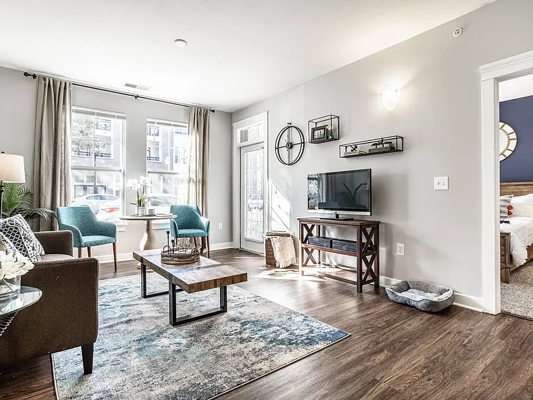 The Fort Apartments — Photo 6