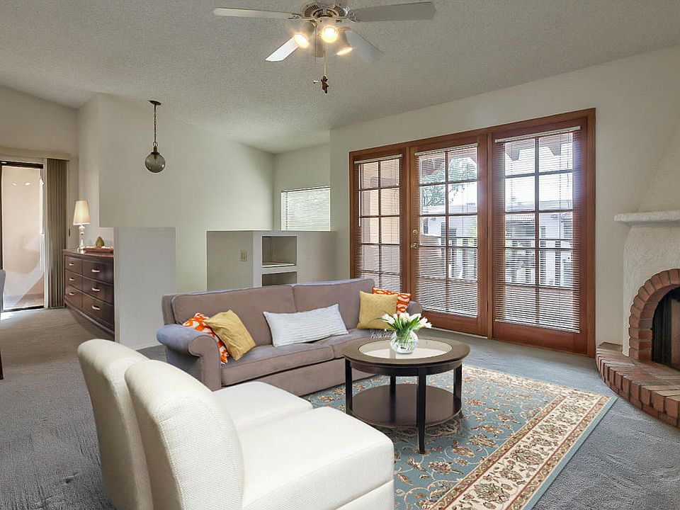 1st image of 7300 N Dreamy Draw Dr Unit 226