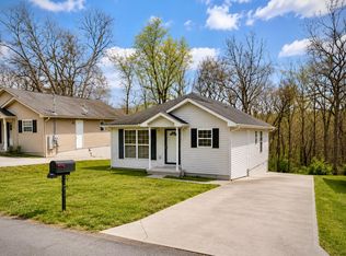 232 W Edison St, Alcoa, TN 37701