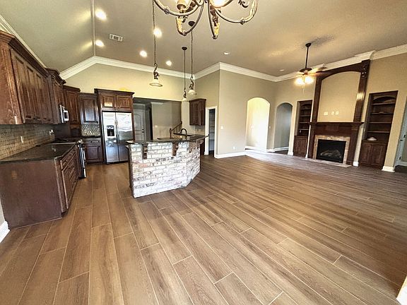 3rd image of 423 Antietam Dr