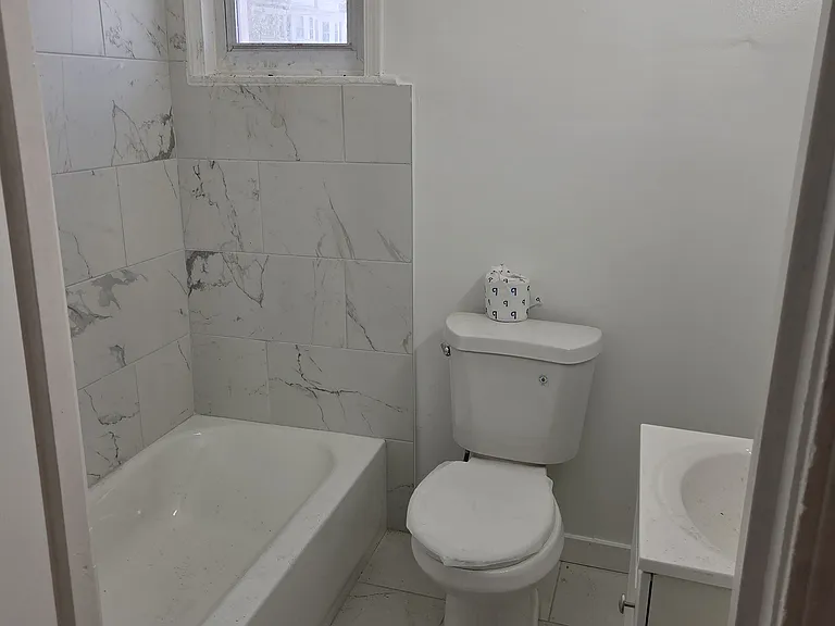 2865 N 27th St #1 — Photo 6