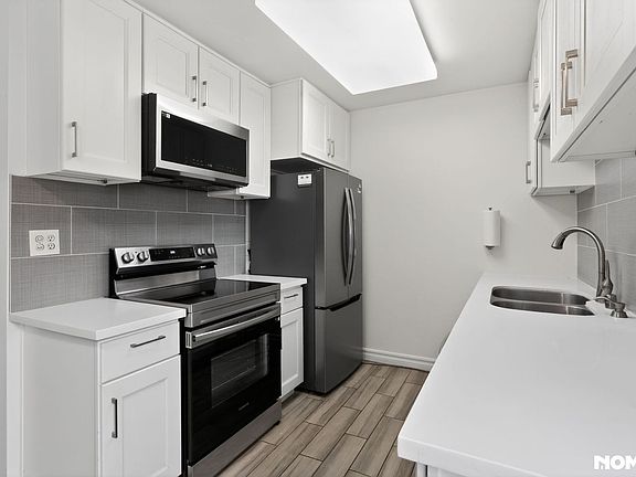 5th image of 8650 Belford Ave APT 126
