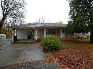 250 E 2nd St, Booneville, AR 72927