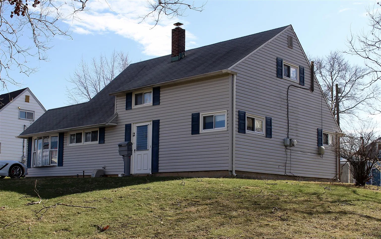 2 Horseshoe Ln photo 1