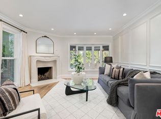 4045 Davana Rd, Sherman Oaks, CA 91423