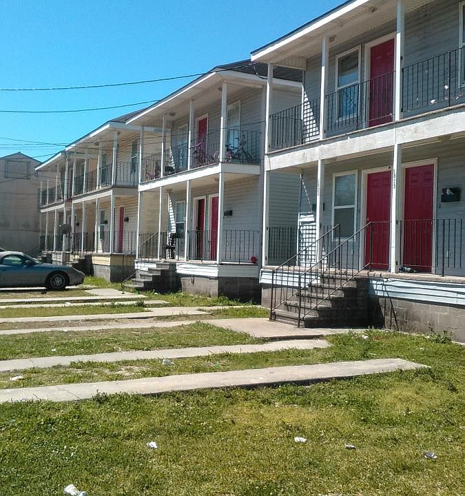 1st image of 1811 Old Roman St #B