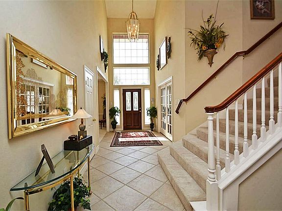 5th image of 23626 Rollinford Ln