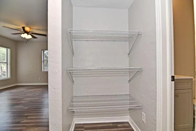 2520 E Jefferson St #A — Photo 21