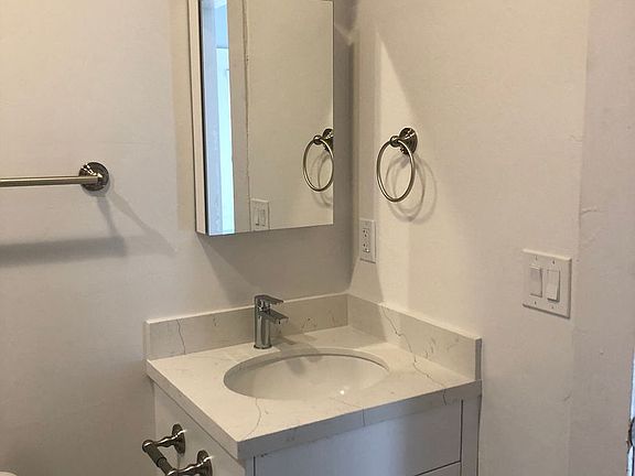5th image of 2230 Albatross St APT 6