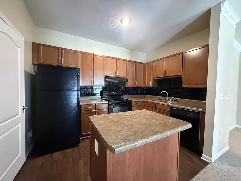 Wesley Kensington Apartments at Stonecrest — Photo 118