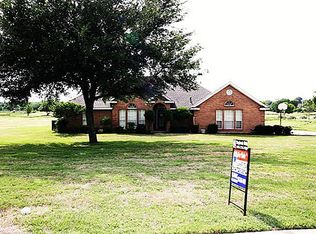 113 Creekview Ln, Crandall, TX 75114