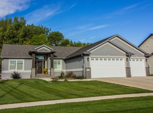 3054 Claire Dr E, West Fargo, ND 58078