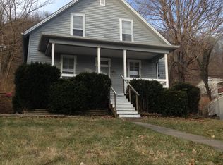 252 John St, Aurora, IN 47001
