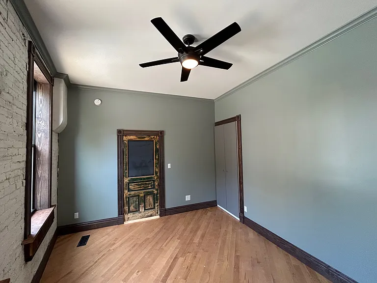 2624 Pestalozzi St — Photo 8