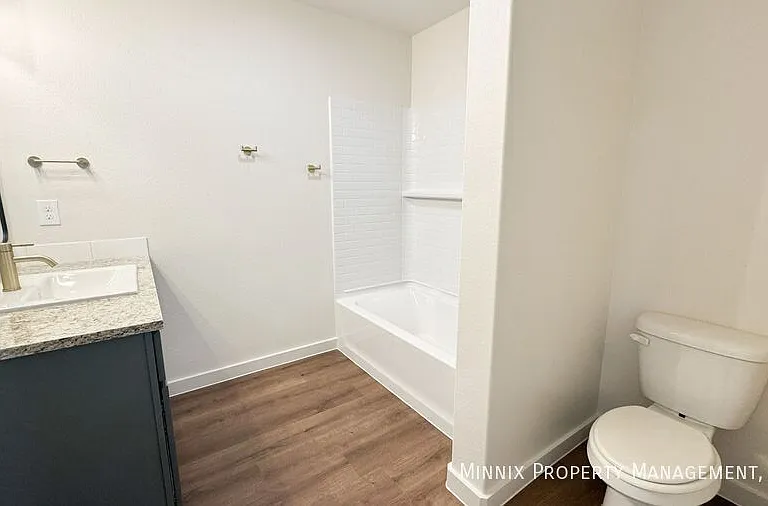 2127 Langford Ave — Photo 13