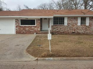 204 Melrose Ave, Vicksburg, MS 39180