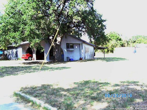 5th image of 206 Hollingsworth St