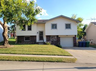 13525 Josephine St, Omaha, NE 68138