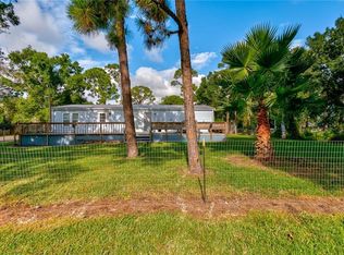 8585 Fleming Grant Rd, Micco, FL 32976