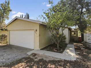 3902 Los Olivos Ln, Glendale, CA 91214