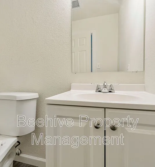 1324 E Taylor St #4 — Photo 15