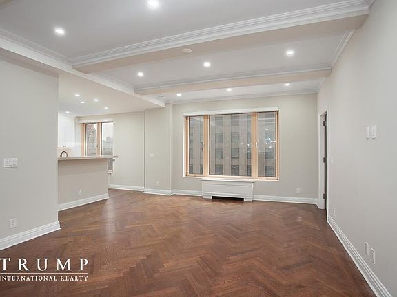 4th image of 100 Central Park S APT 9D