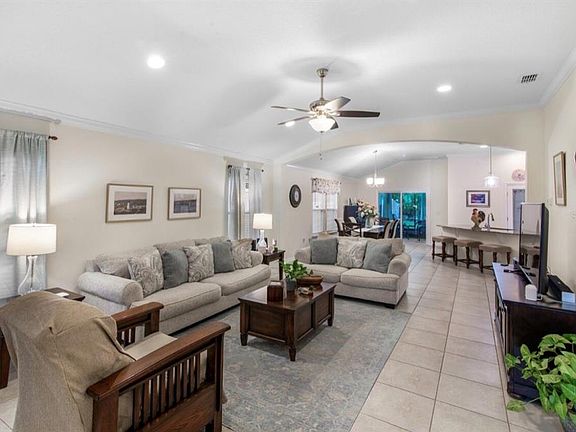 3rd image of 144 S HUMMINGBIRD PLACE