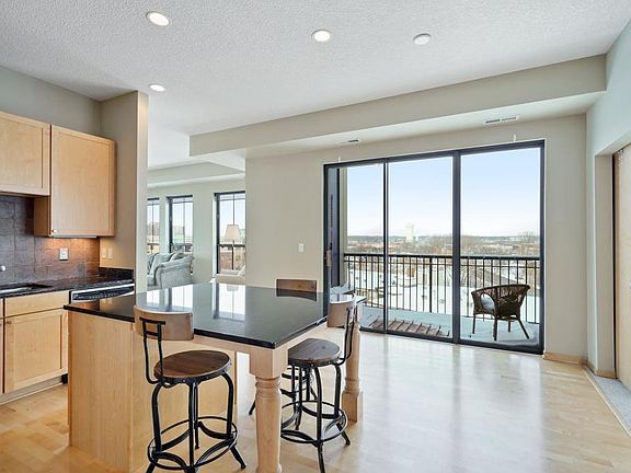 5th image of 4525 Park Commons Dr Unit 500