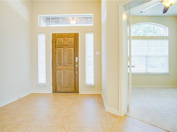 2nd image of 2798 Sparks Dr