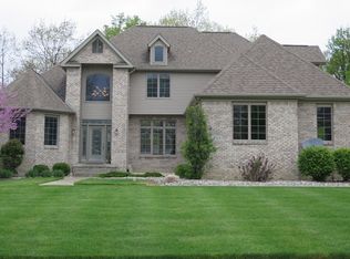 7519 Paradise Dr, Grand Blanc, MI 48439